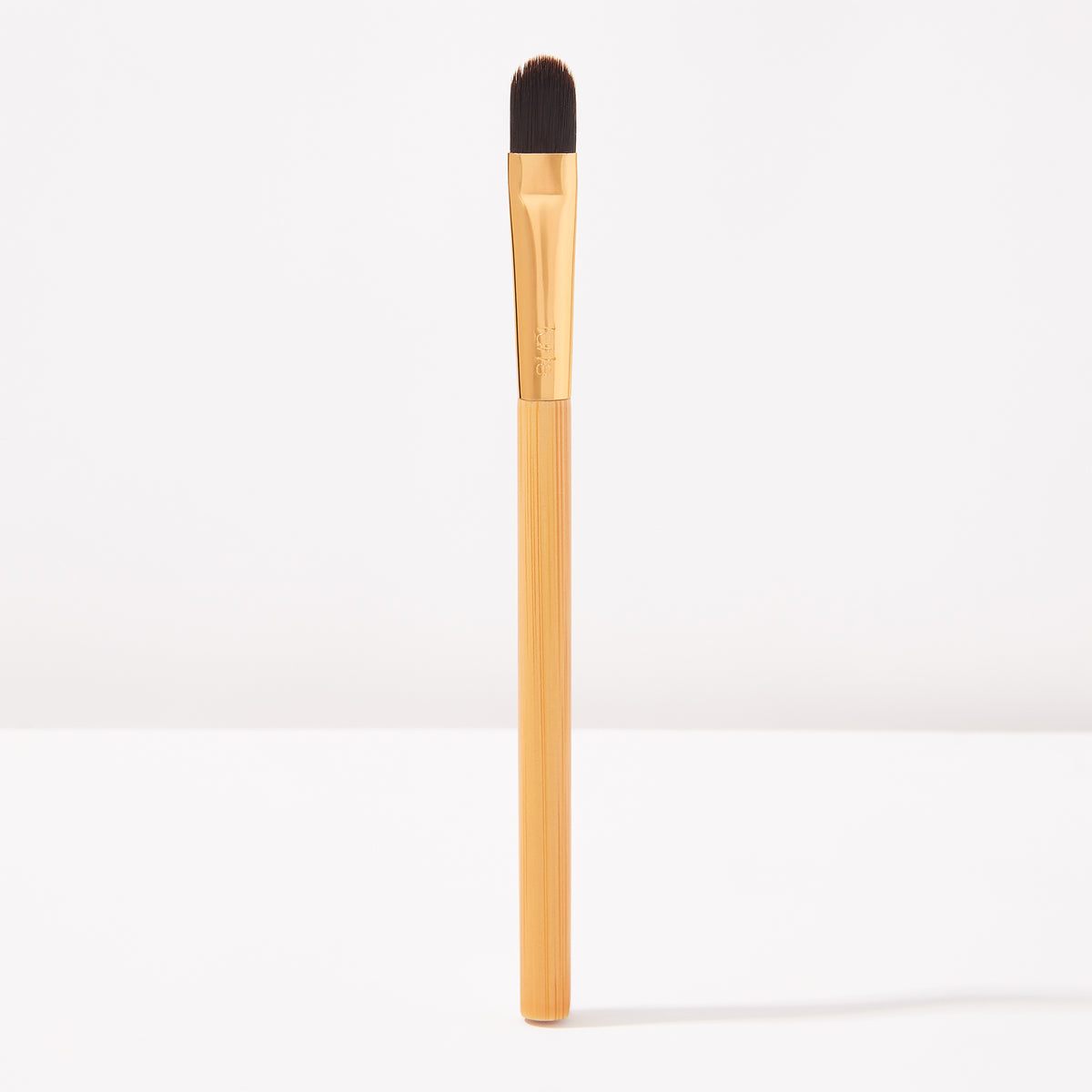 flat concealer brush