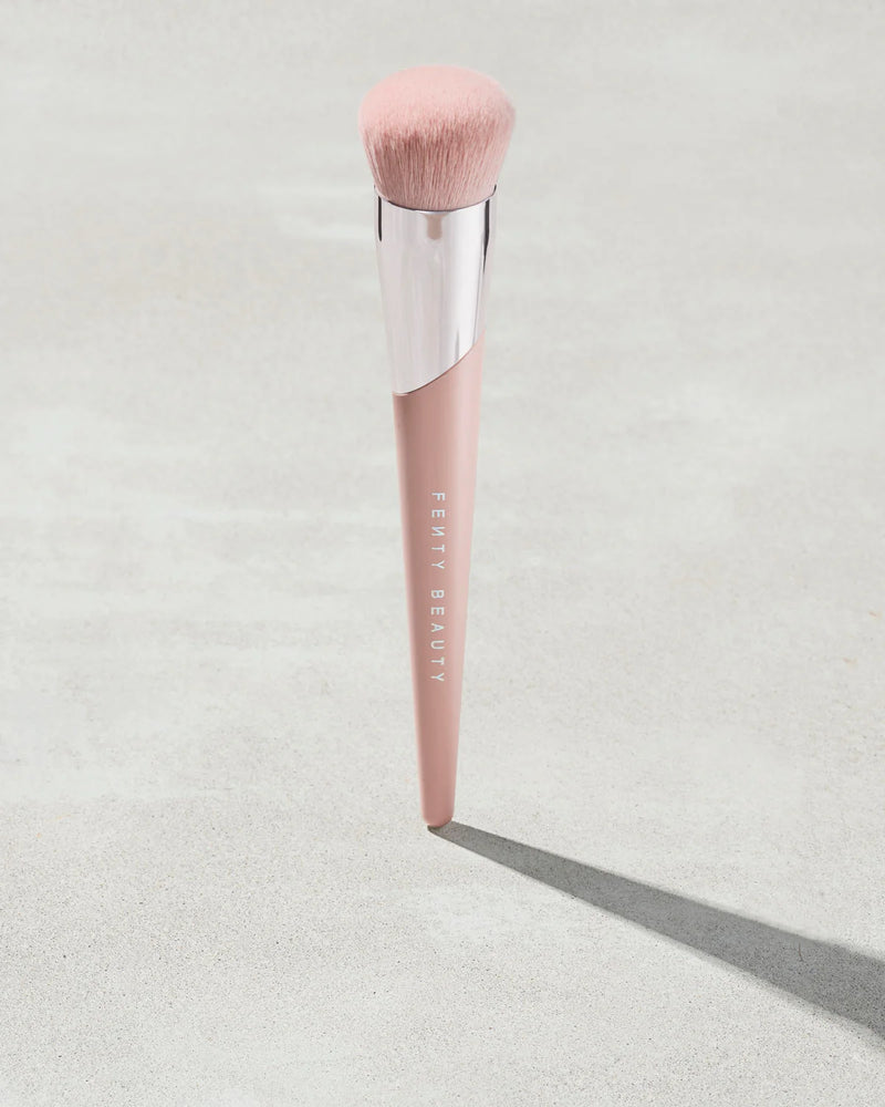 Kabuki-Buff Foundation Brush 115