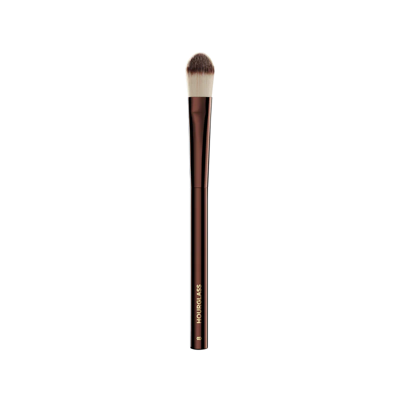 Nº 8 Large Concealer Brush