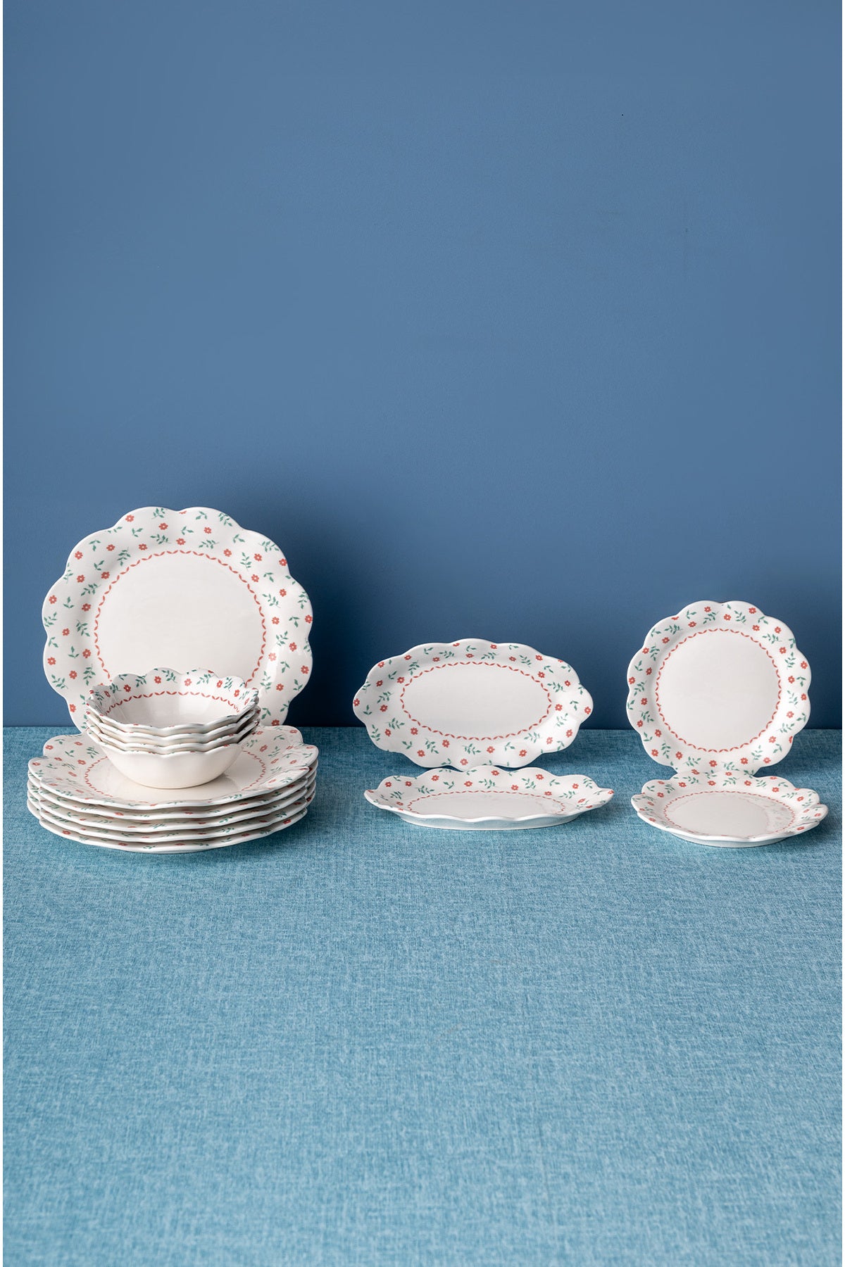 Emsan Bloom 14-Piece Breakfast Set for 6 People