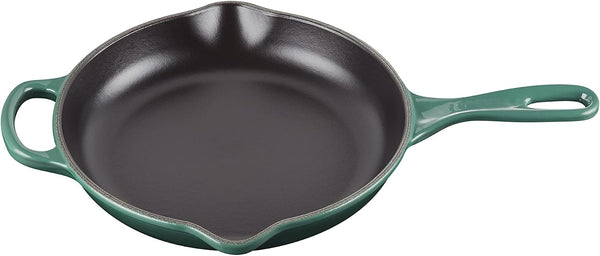 Le Creuset Enameled Cast Iron Signature Round Skillet, 9