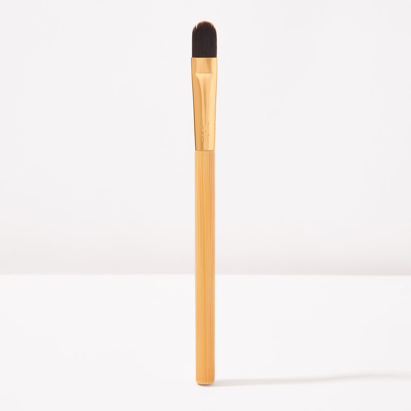 flat concealer brush