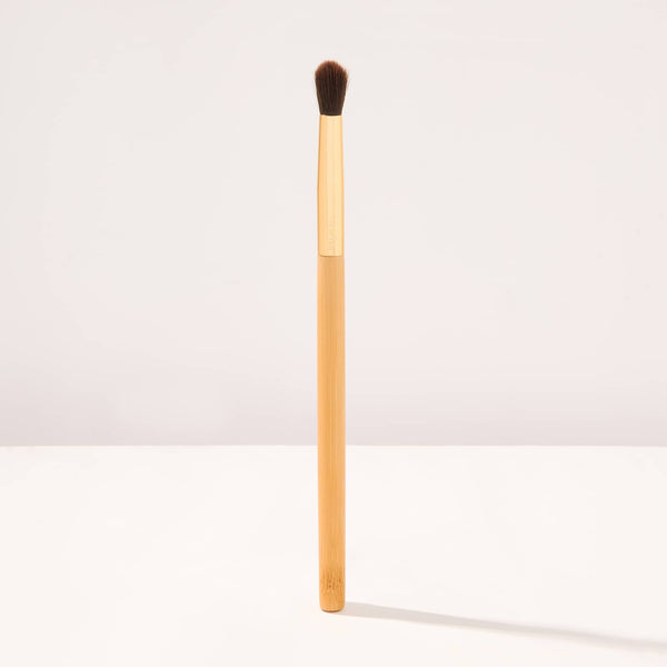 tapered blending eyeshadow brush