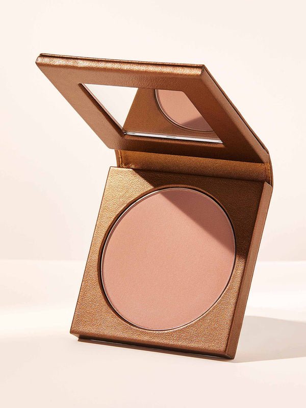 Amazonian clay matte waterproof bronzer