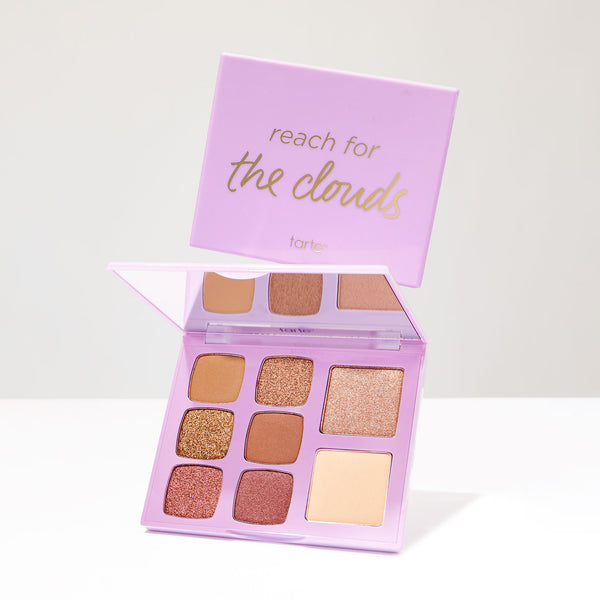 reach for the clouds eyeshadow palette