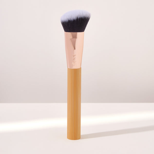 cream blush brush