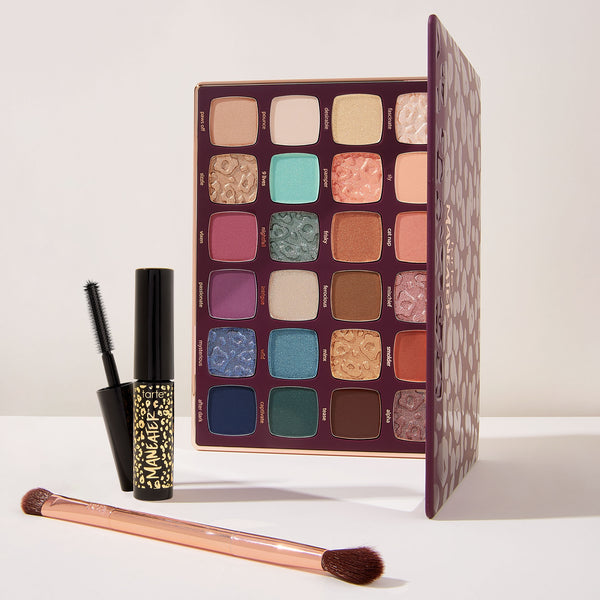 maneater™ nightfall eyeshadow palette 3 piece set