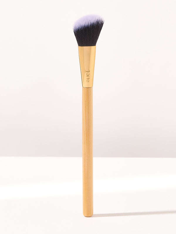 angled light coverage concealer brush