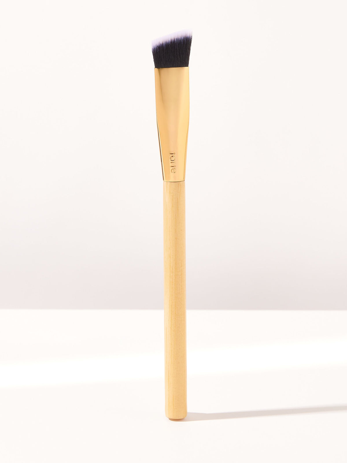 carving concealer brush