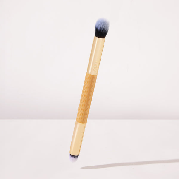 double-ended detail & buff concealer brush