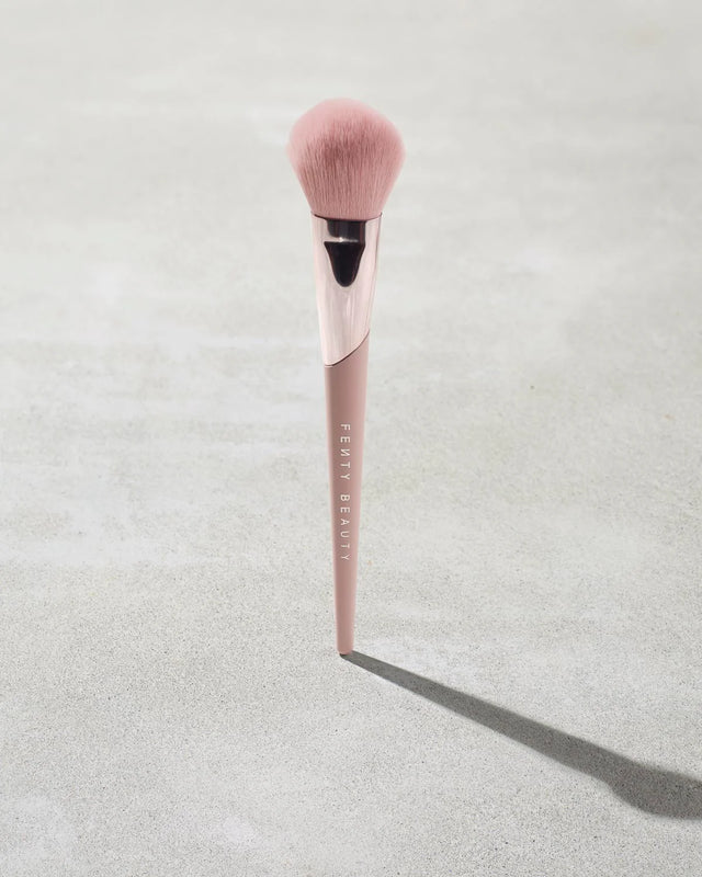 Sculpting Bronzer Brush 195