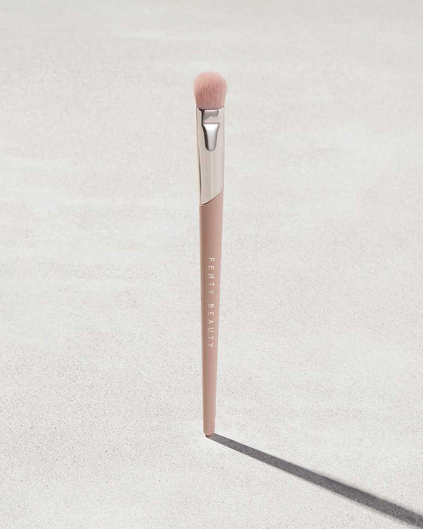 Plush Eyeshadow Brush 240