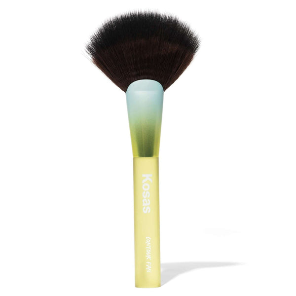 Contour Fan Brush For bronzer application