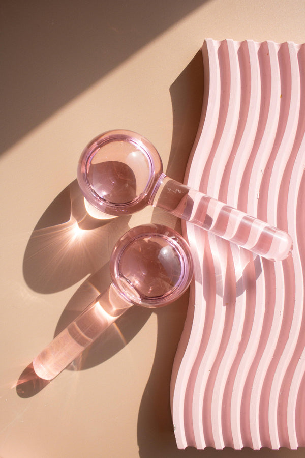 Face Globes