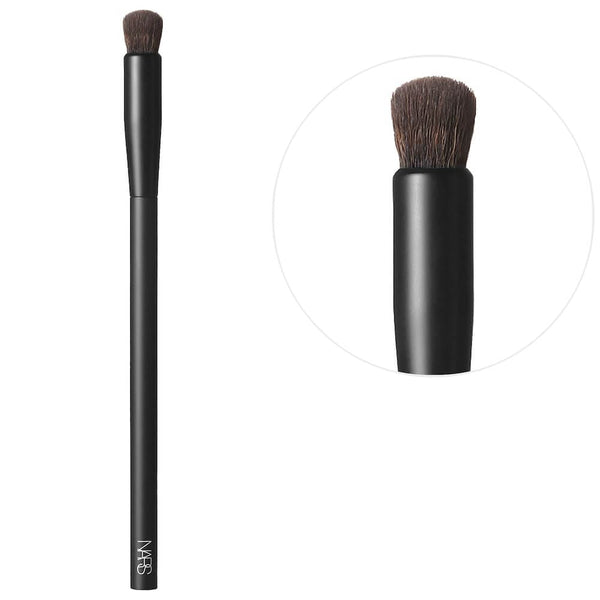 #11 Soft Matte Complete Concealer Brush